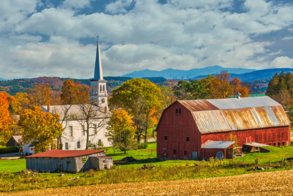 A picture of Vermont's back country in an article about Nonprofit unemployment law