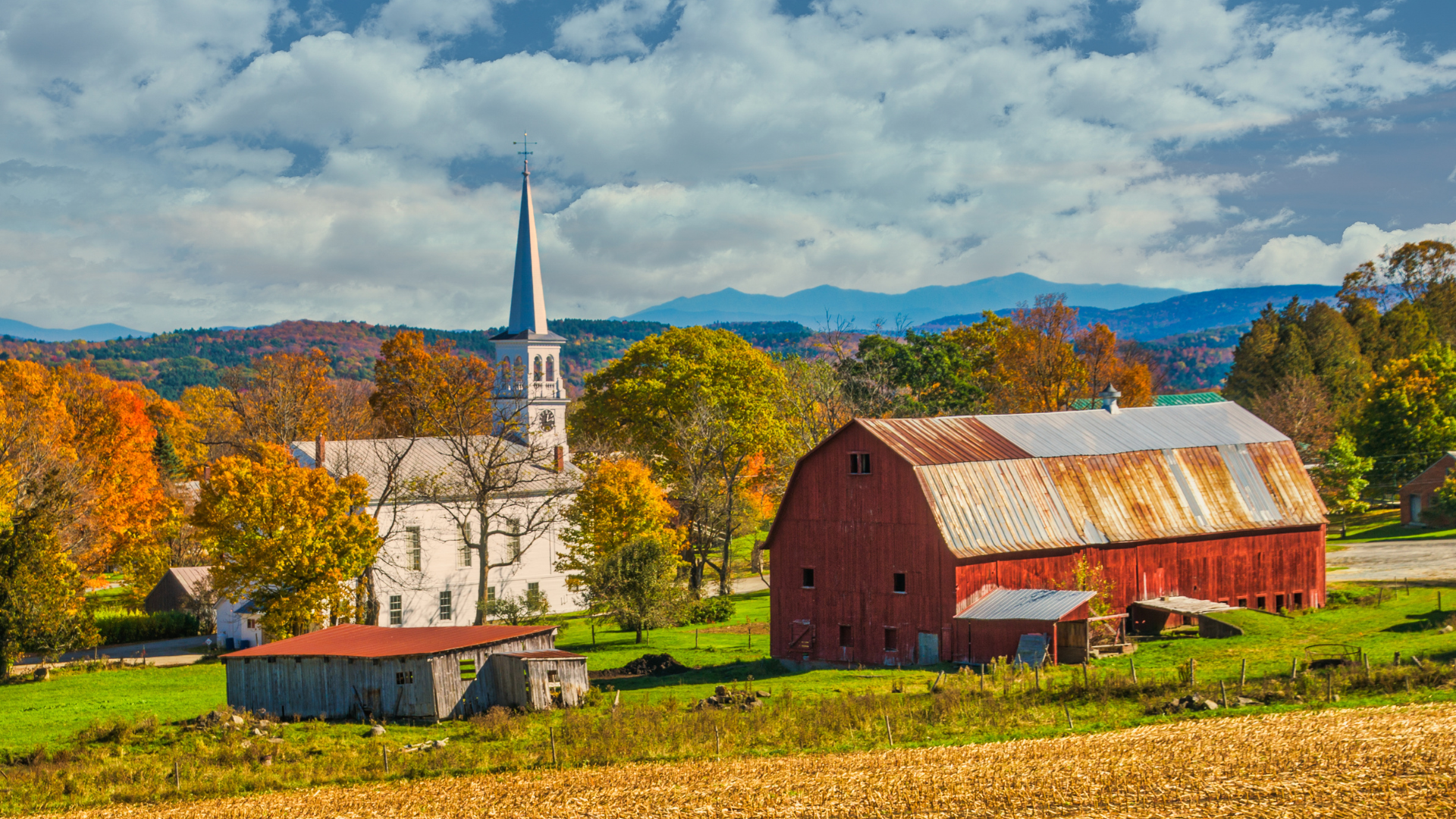 A picture of Vermont's back country in an article about Nonprofit unemployment law